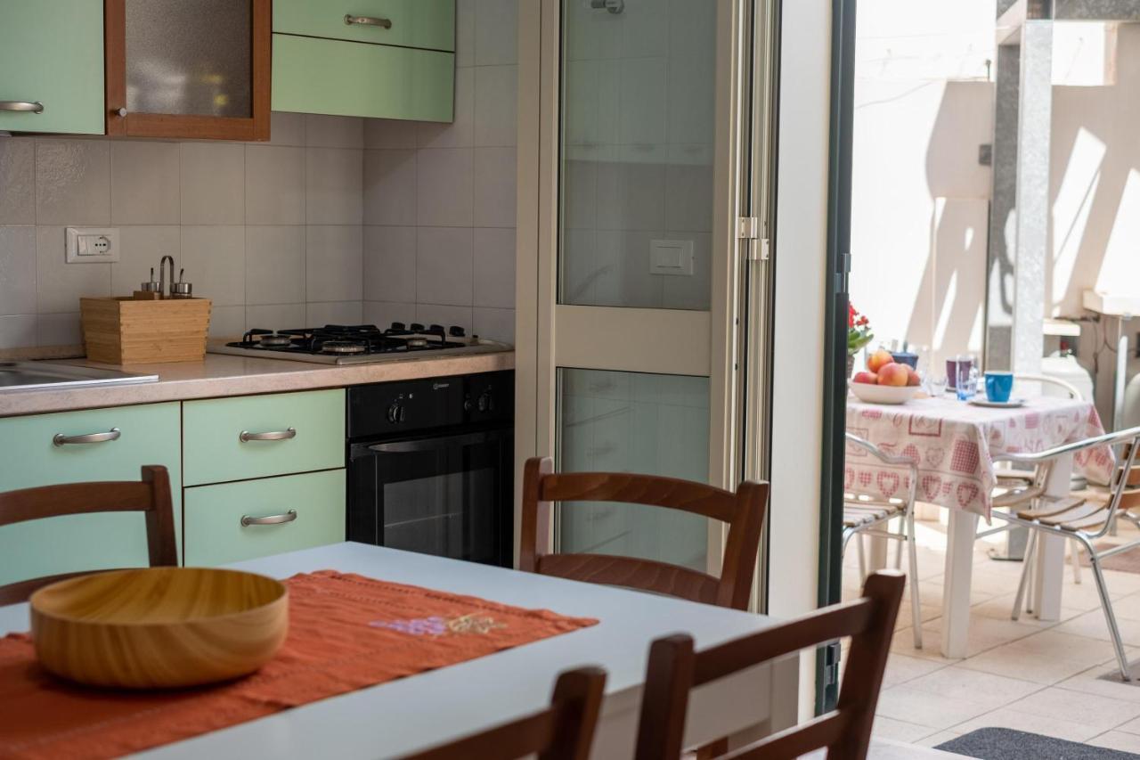 Casa Vacanze Kaloceri Torre dell'Orso Buitenkant foto