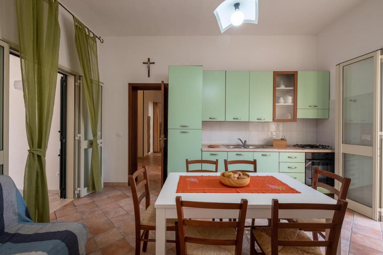 Casa Vacanze Kaloceri Torre dell'Orso Buitenkant foto