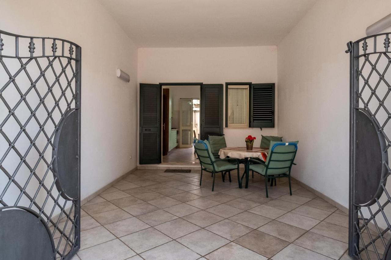 Casa Vacanze Kaloceri Torre dell'Orso Buitenkant foto